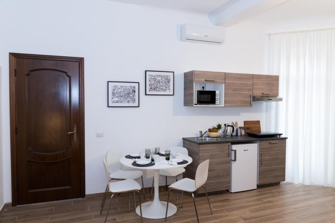 Hemeras Boutique Homes - 4 Design Apartments Near Milan Central Station Buitenkant foto