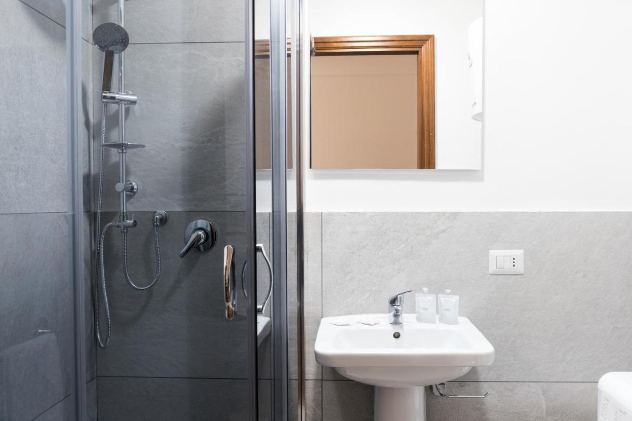 Hemeras Boutique Homes - 4 Design Apartments Near Milan Central Station Buitenkant foto